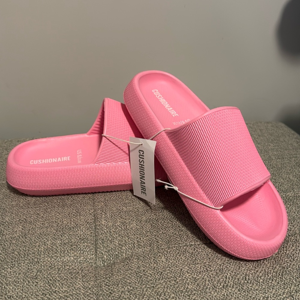NWT Cushionaire slides bright pink size 8